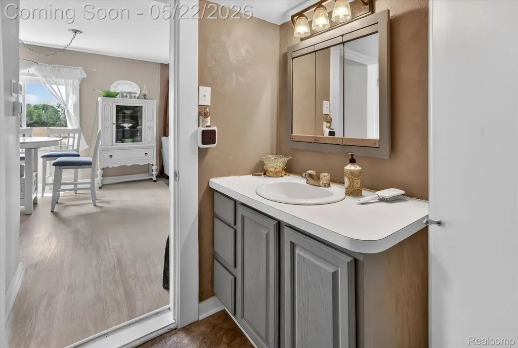 7950 Mayville Road Koylton Township MI 48453