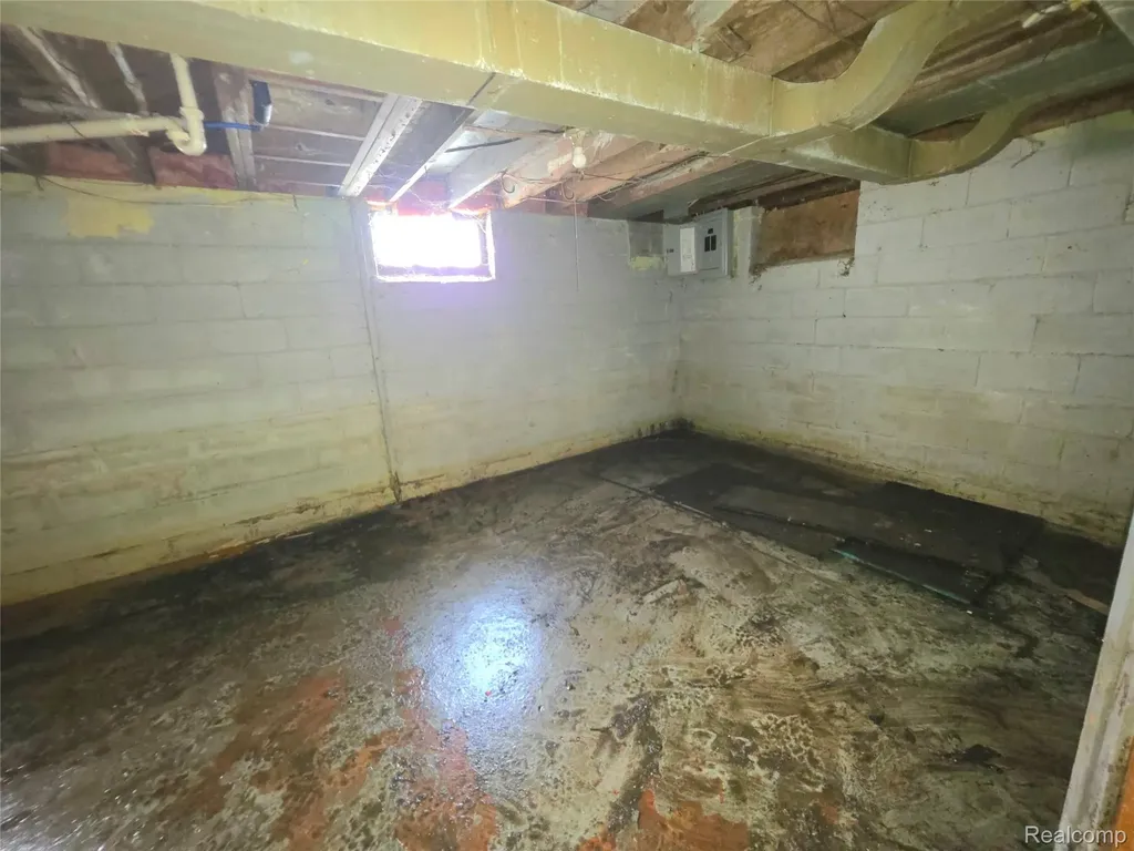 14506 Mapleridge Street Detroit City MI 48205