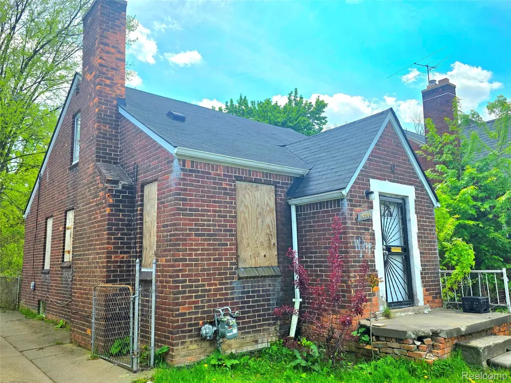 14506 Mapleridge Street Detroit City MI 48205