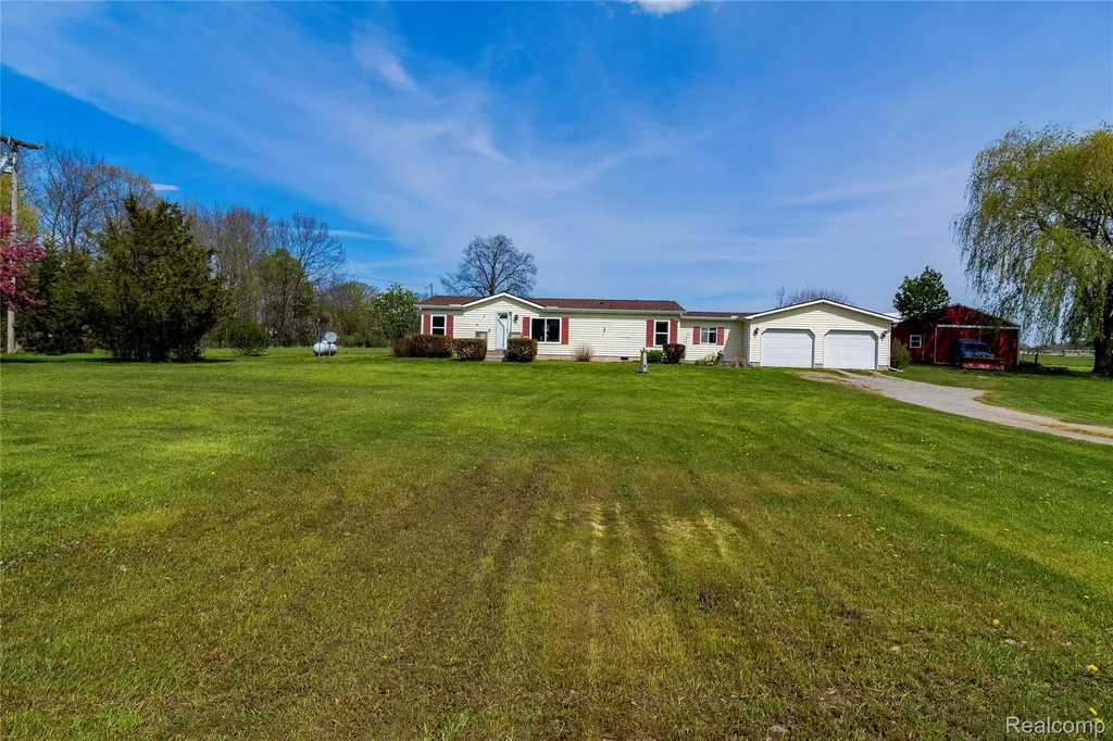 3800 Klam Road Oregon Township MI 48421