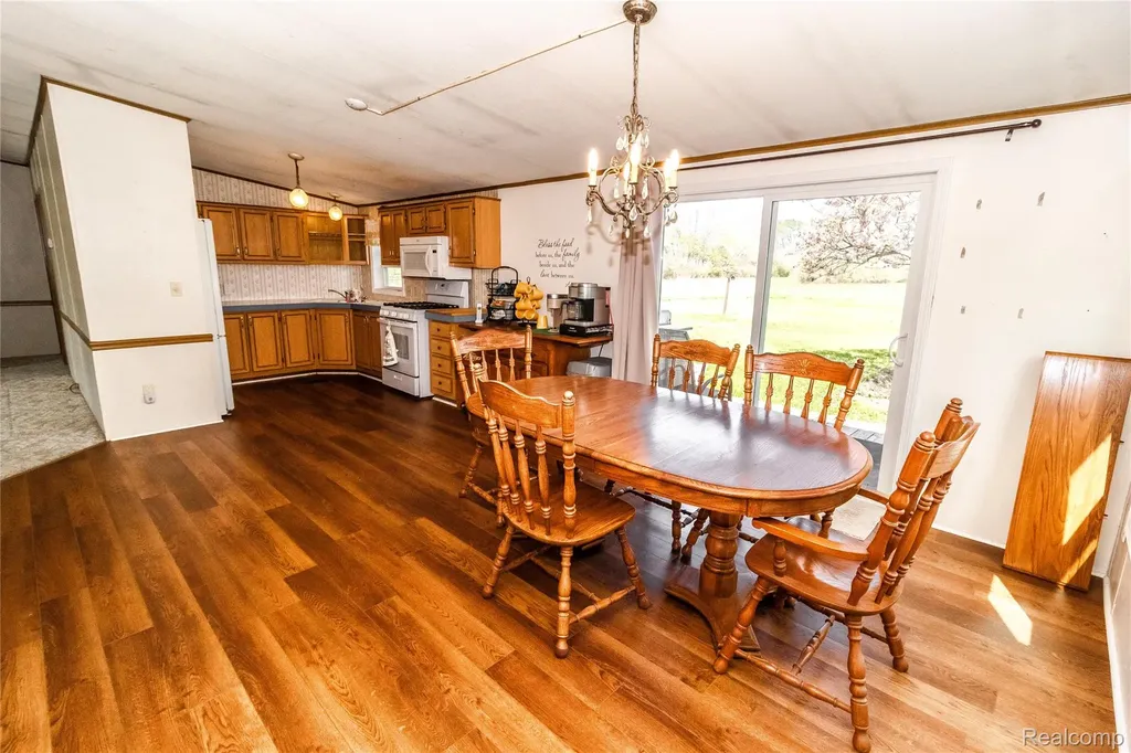 3800 Klam Road Oregon Township MI 48421
