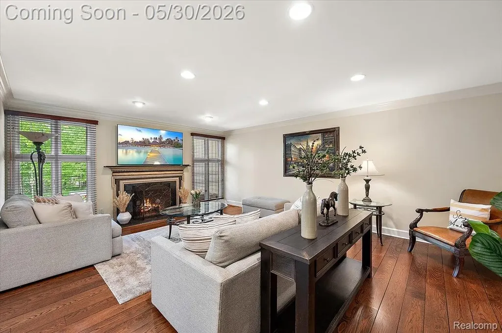 1161 Hillpointe Circle Bloomfield Hills City MI 48304