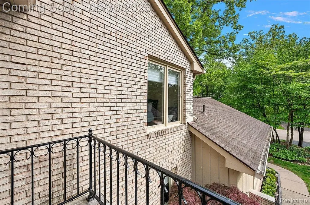1161 Hillpointe Circle Bloomfield Hills City MI 48304