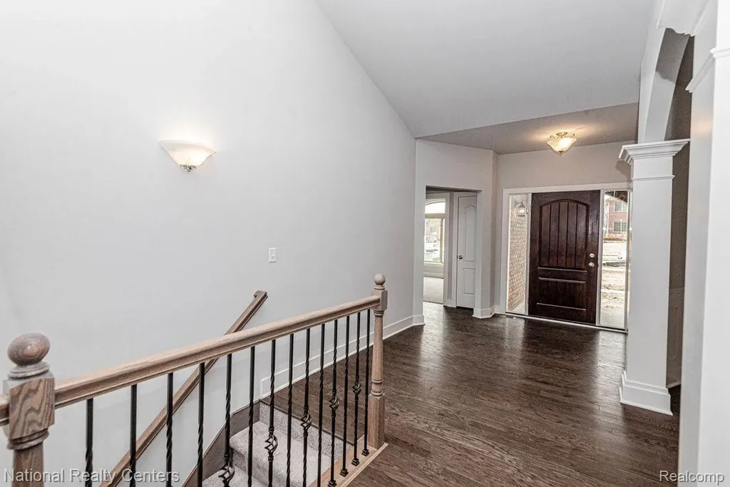 8384 Meadow Creek Drive Goodrich Village MI 48438