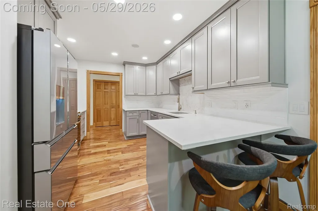 4640 Oak Lane Hamburg Township MI 48189