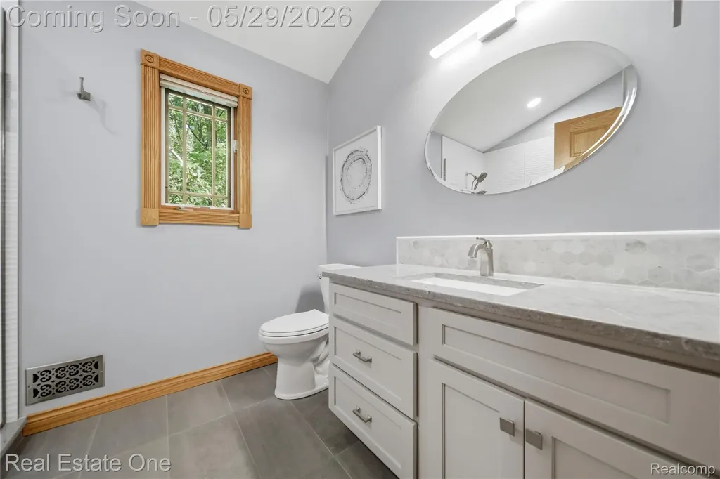4640 Oak Lane Hamburg Township MI 48189