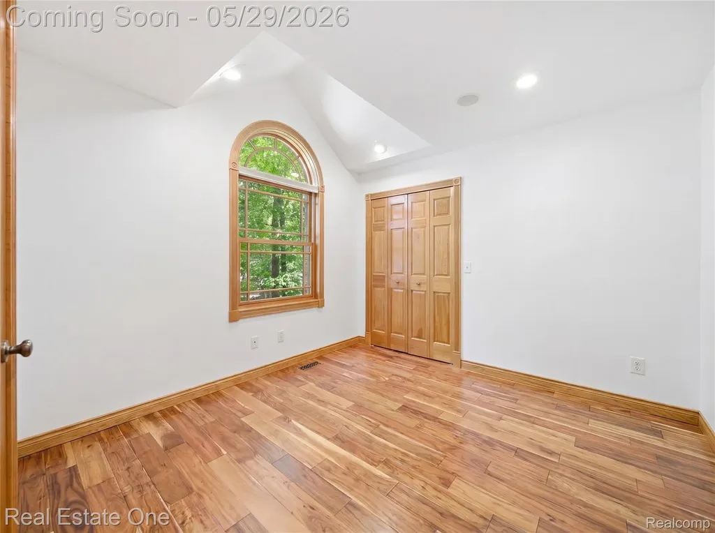 4640 Oak Lane Hamburg Township MI 48189