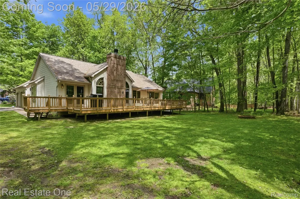 4640 Oak Lane Hamburg Township MI 48189