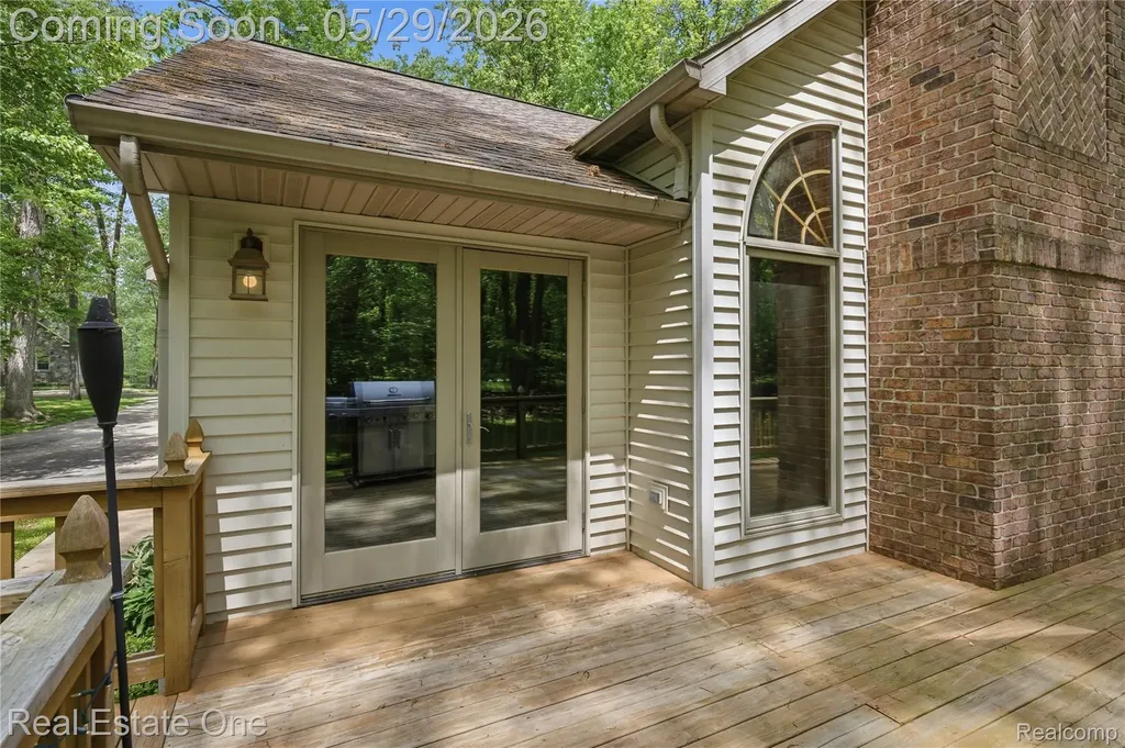 4640 Oak Lane Hamburg Township MI 48189