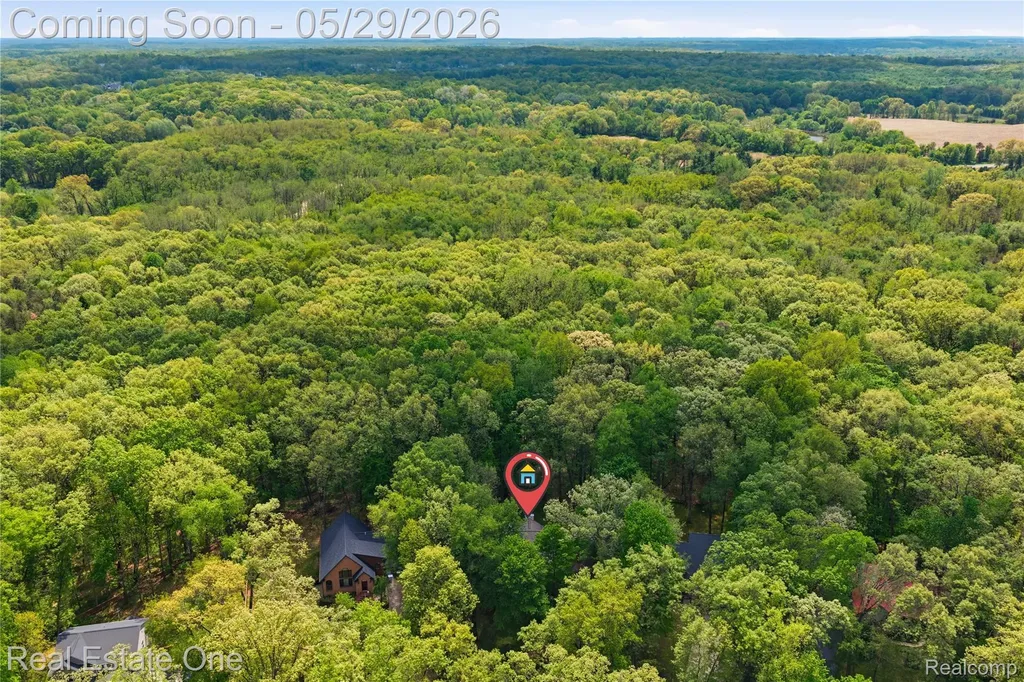 4640 Oak Lane Hamburg Township MI 48189