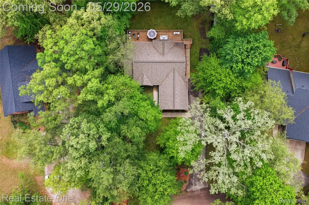 4640 Oak Lane Hamburg Township MI 48189