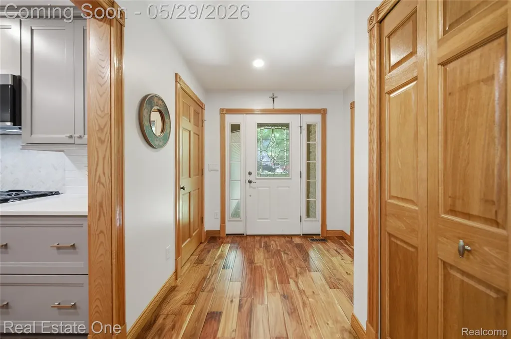 4640 Oak Lane Hamburg Township MI 48189