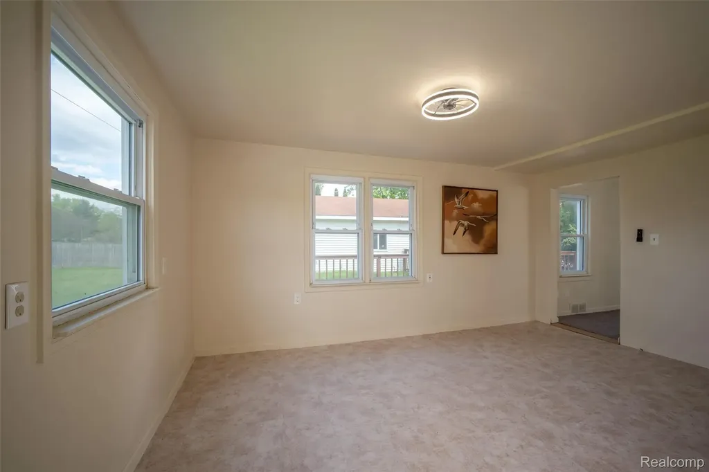 420 Wellsboro Street Walled Lake City MI 48390