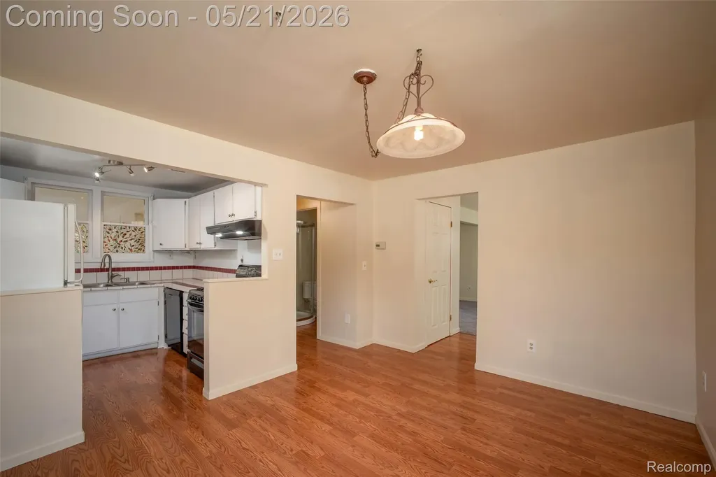 420 Wellsboro Street Walled Lake City MI 48390