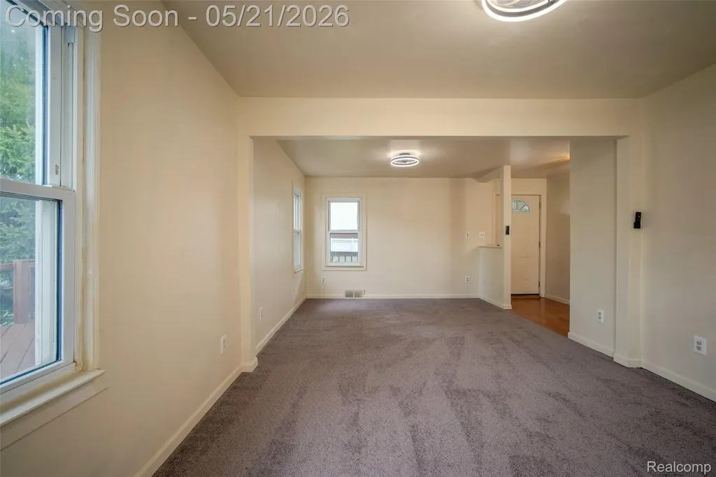 420 Wellsboro Street Walled Lake City MI 48390