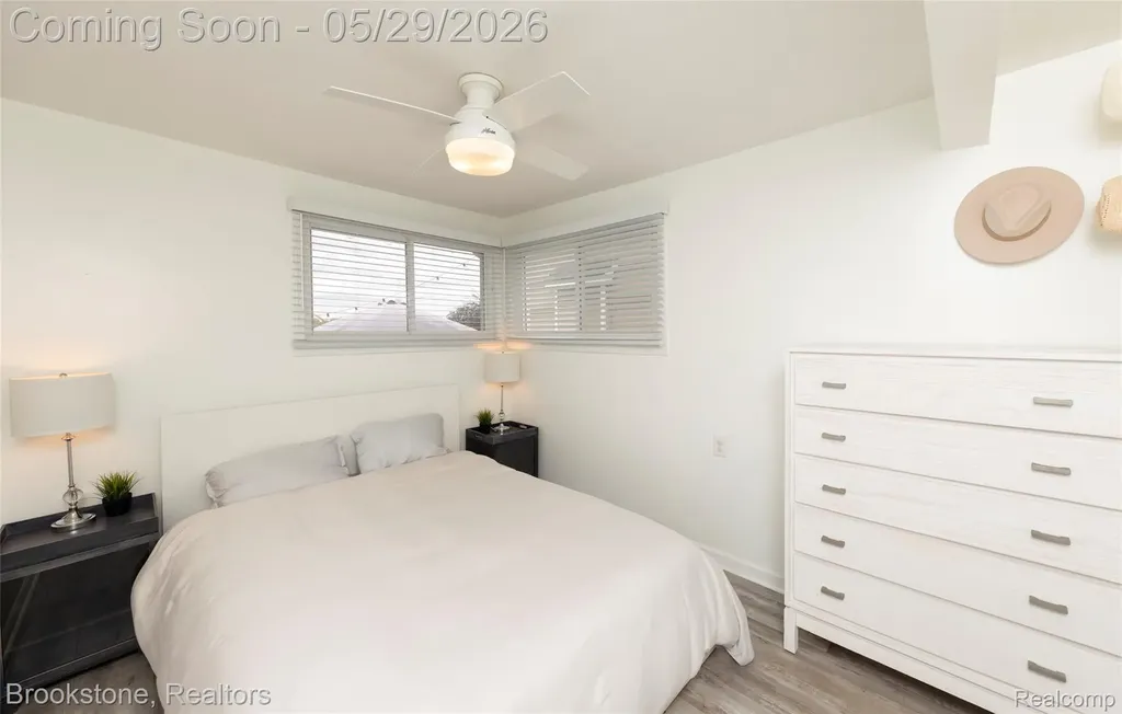 7900 Detroit Boulevard West Bloomfield Charter Township MI 48323