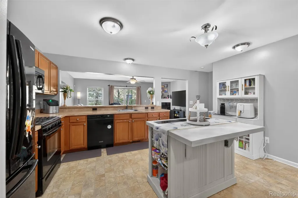 24 Millstone Drive Waterford Charter Township MI 48328