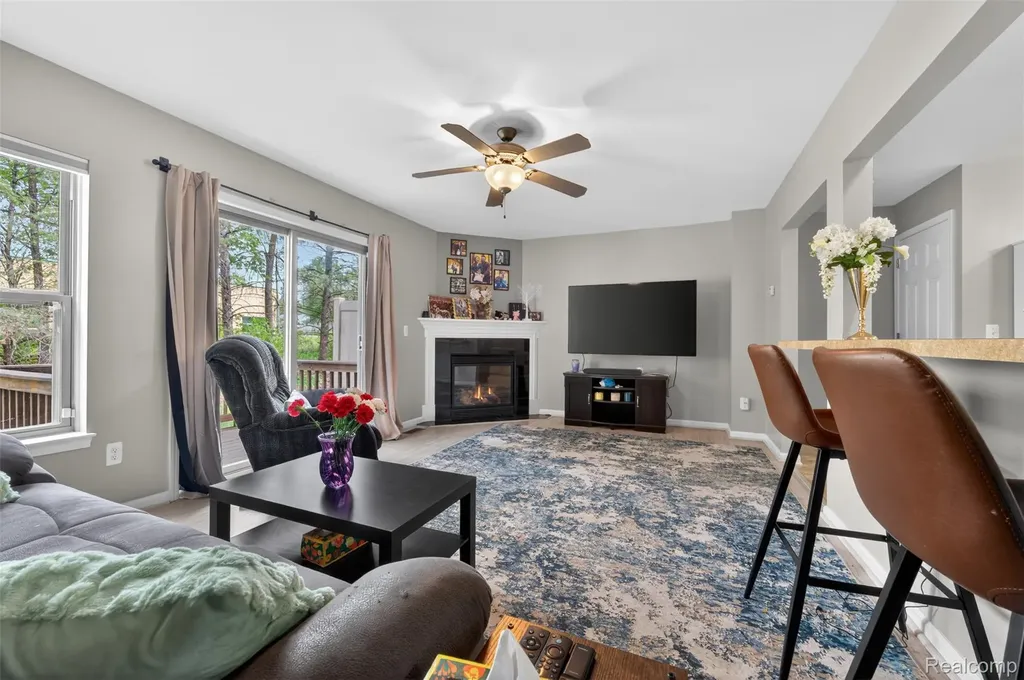 24 Millstone Drive Waterford Charter Township MI 48328