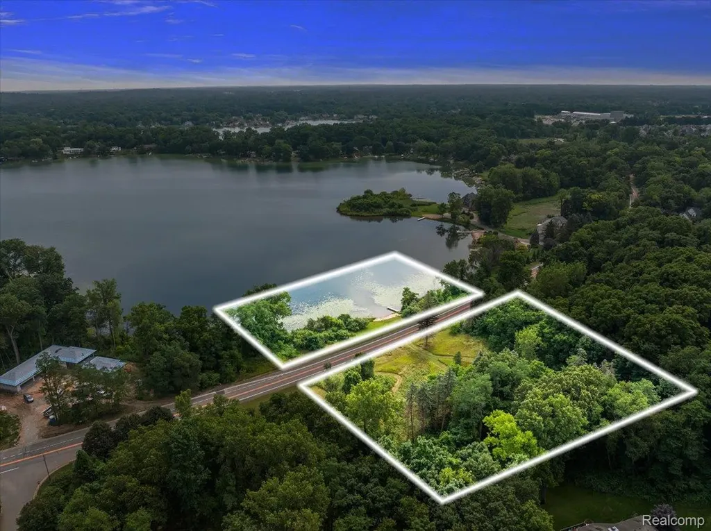 2770 Bogie Lake Road White Lake Charter Township MI 48386