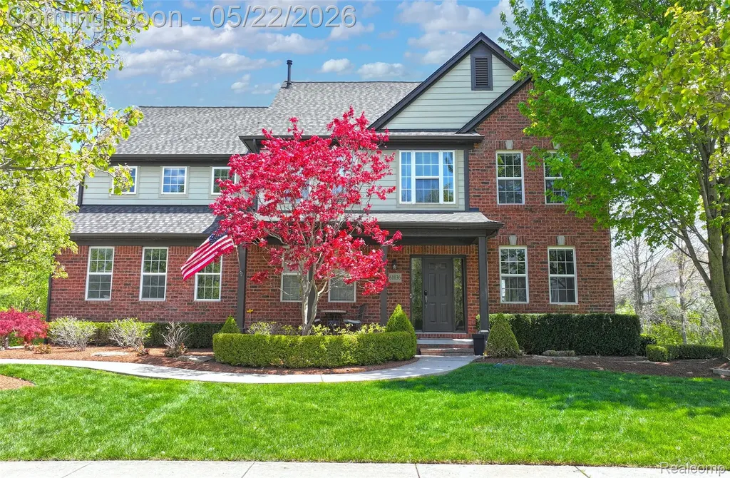 61036 Winterberry Drive Washington Township MI 48094