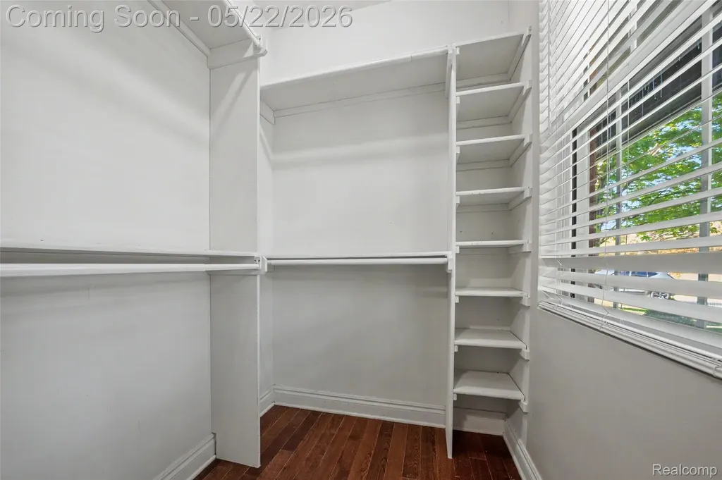 61036 Winterberry Drive Washington Township MI 48094