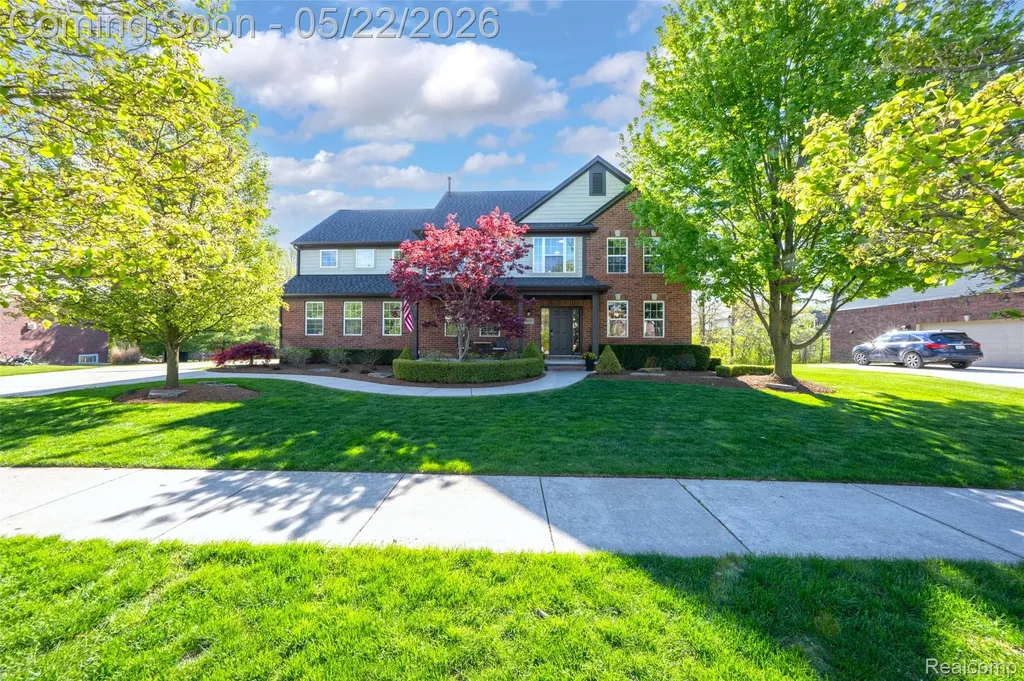 61036 Winterberry Drive Washington Township MI 48094