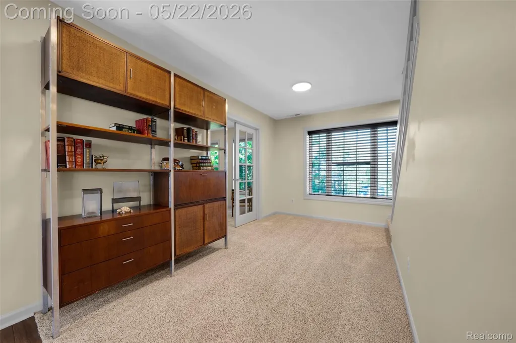 61036 Winterberry Drive Washington Township MI 48094