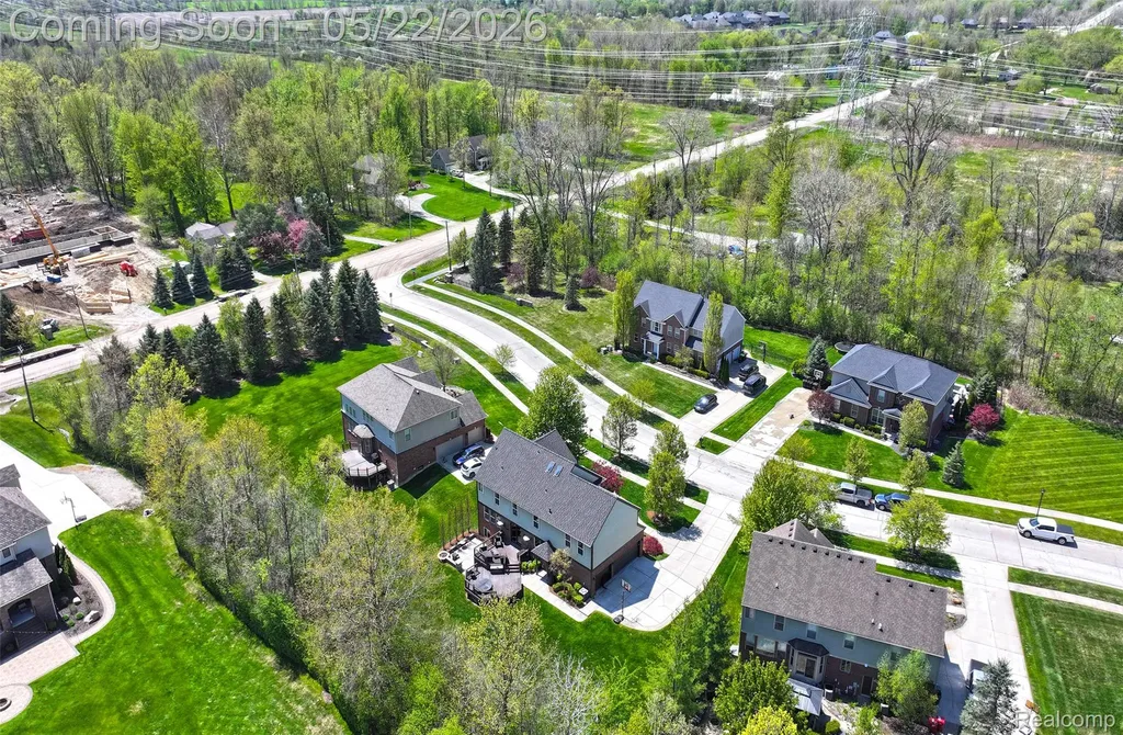 61036 Winterberry Drive Washington Township MI 48094