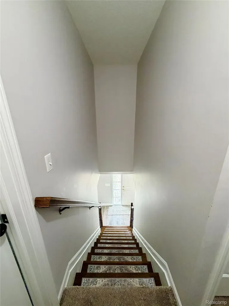 46758 Creeks Bend Canton Charter Township MI 48188