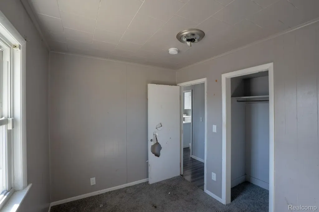 8508 N Saginaw Road Genesee Charter Township MI 48458