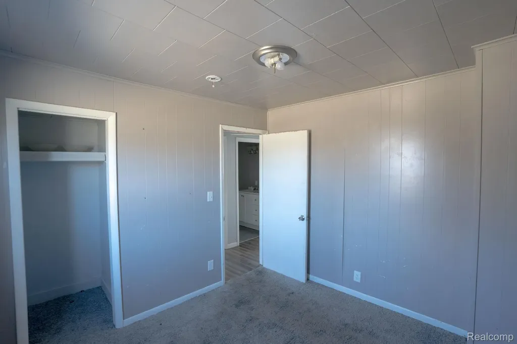 8508 N Saginaw Road Genesee Charter Township MI 48458