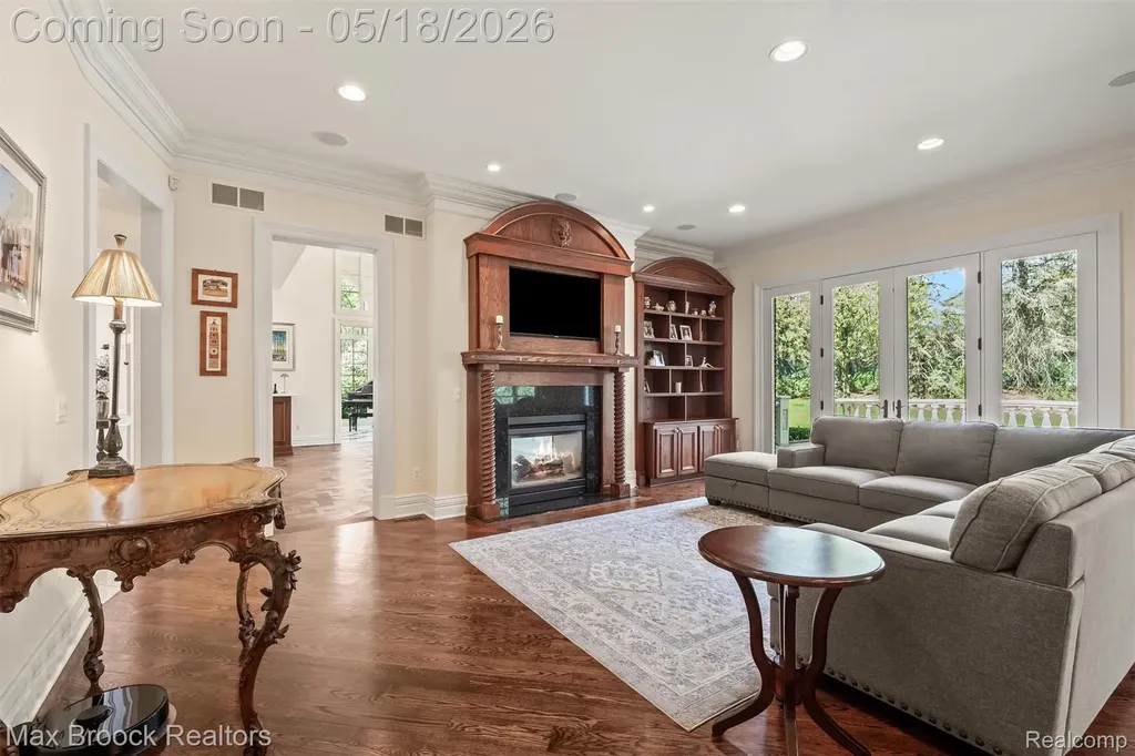528 Barrington Court Bloomfield Hills City MI 48304