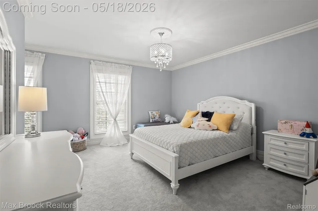 528 Barrington Court Bloomfield Hills City MI 48304