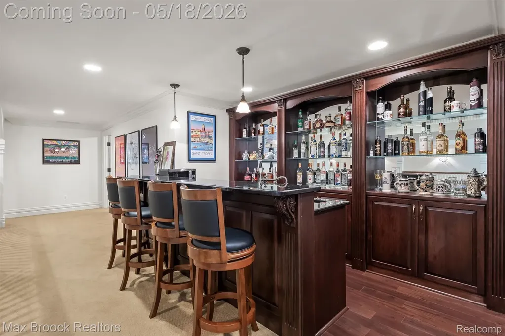 528 Barrington Court Bloomfield Hills City MI 48304