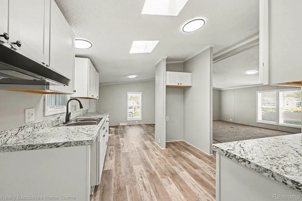 59587 Susan Lane N. New Haven Village MI 48048