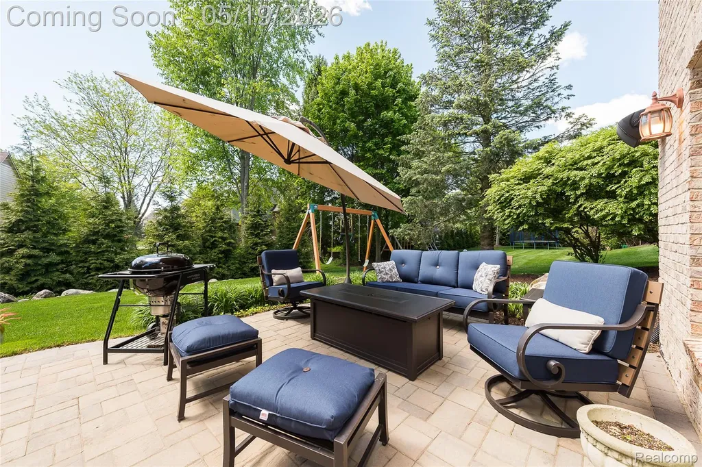 17671 Cranbrook Drive Northville Township MI 48168