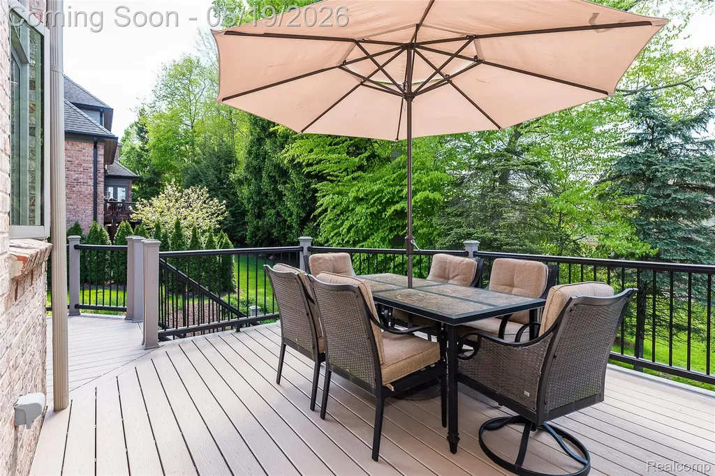 17671 Cranbrook Drive Northville Township MI 48168