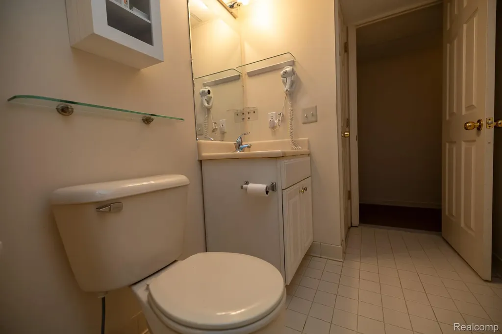 6926 Alden Drive West Bloomfield Charter Township MI 48324