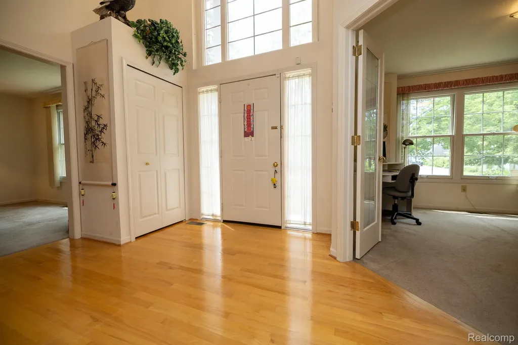 6926 Alden Drive West Bloomfield Charter Township MI 48324