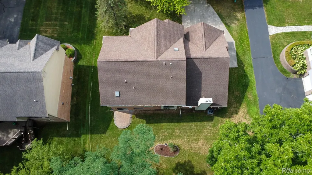 6926 Alden Drive West Bloomfield Charter Township MI 48324