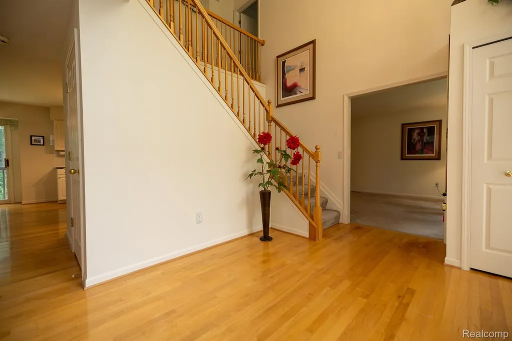 6926 Alden Drive West Bloomfield Charter Township MI 48324