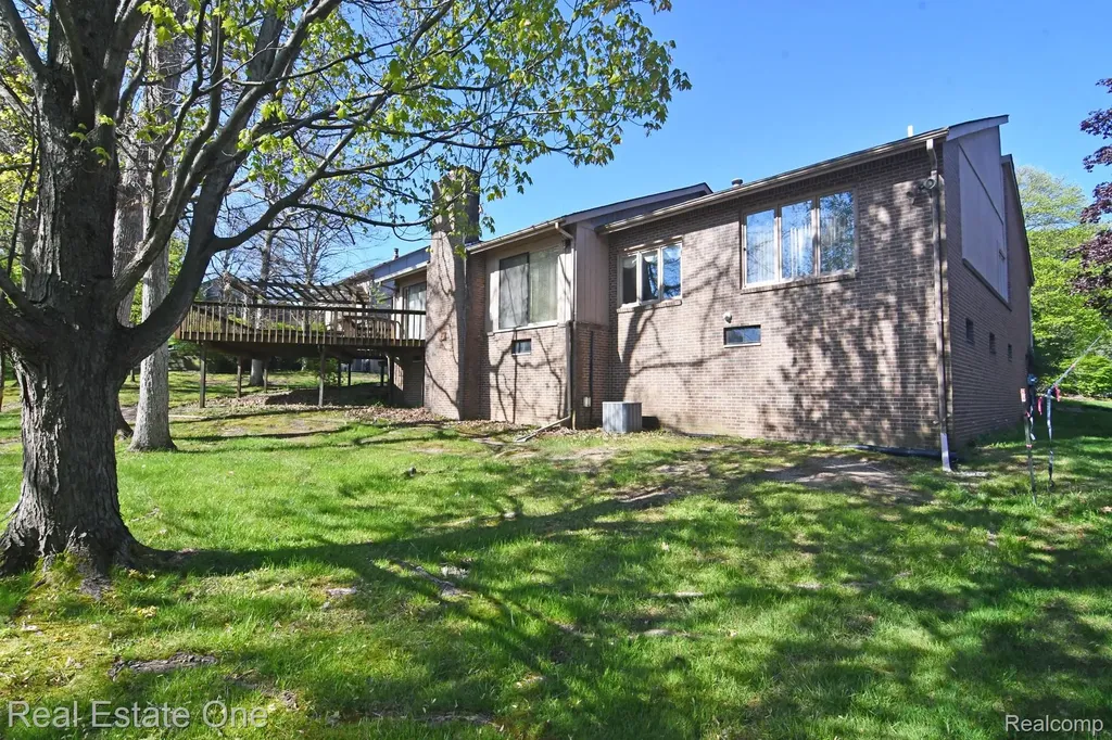 20080 Longridge Court Northville Township MI 48167