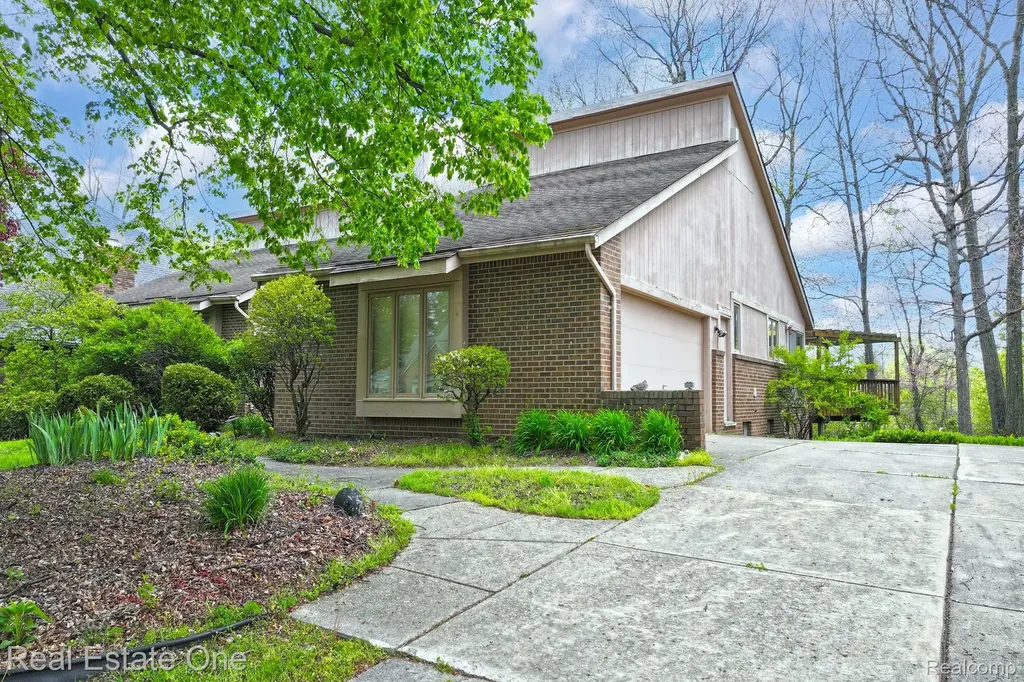 20080 Longridge Court Northville Township MI 48167