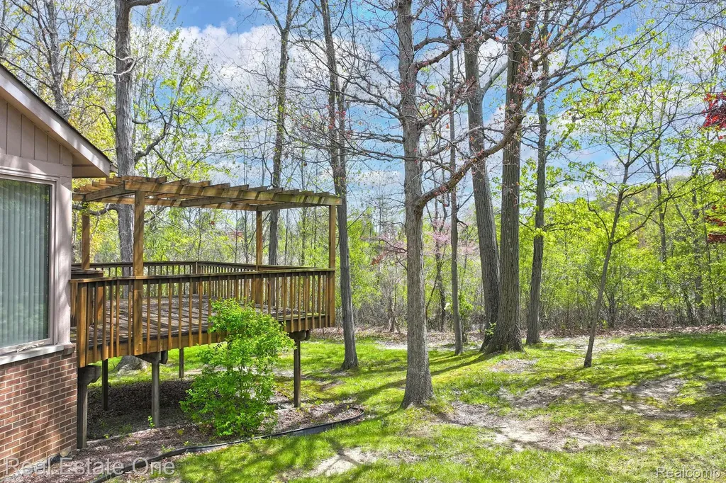 20080 Longridge Court Northville Township MI 48167