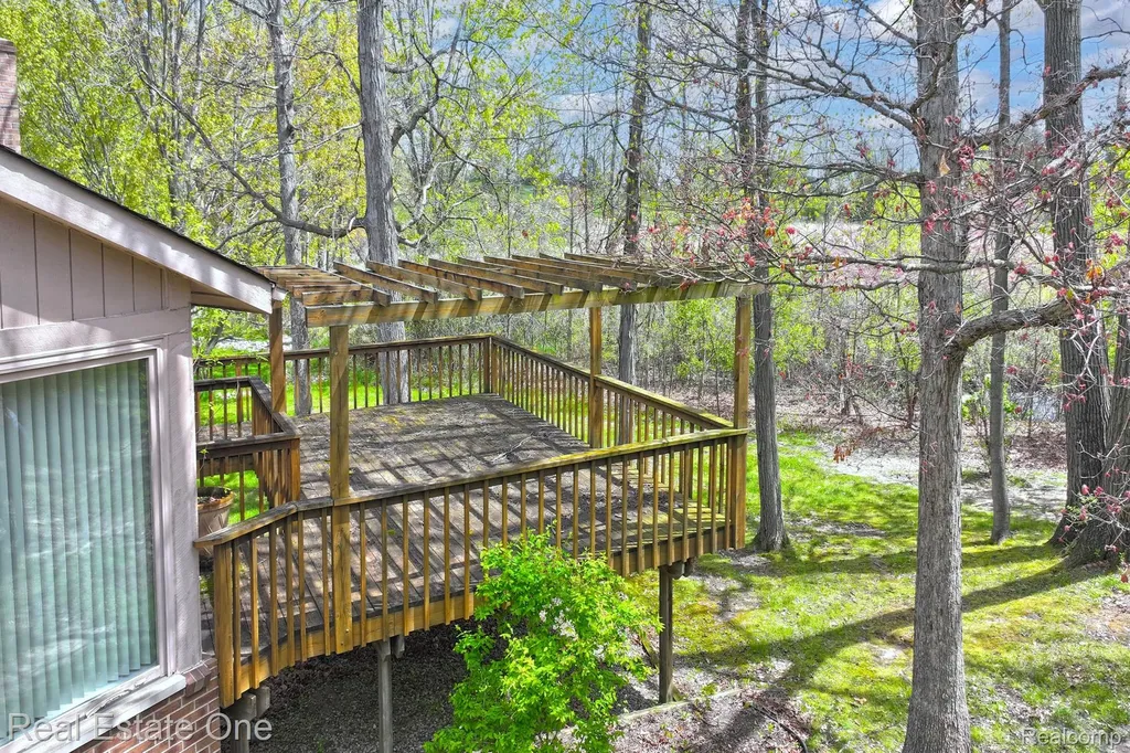 20080 Longridge Court Northville Township MI 48167
