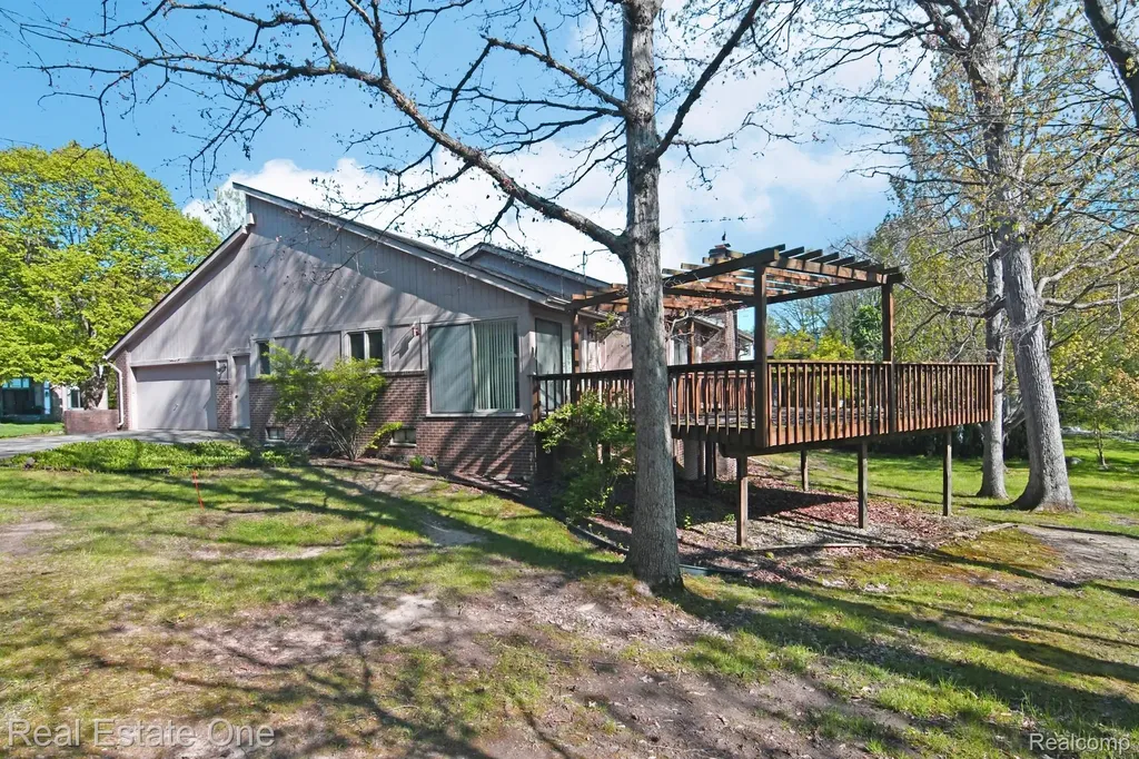 20080 Longridge Court Northville Township MI 48167