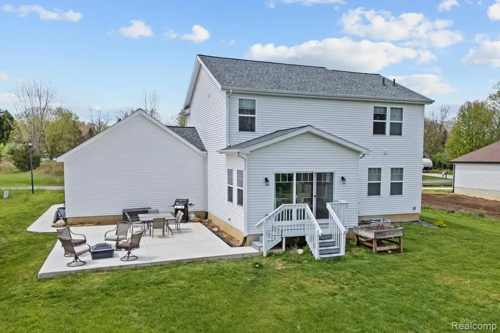 1035 Engelhardt Strasse Street Spring Arbor Township MI 49201