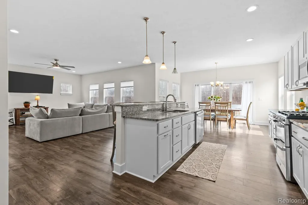 1035 Engelhardt Strasse Street Spring Arbor Township MI 49201