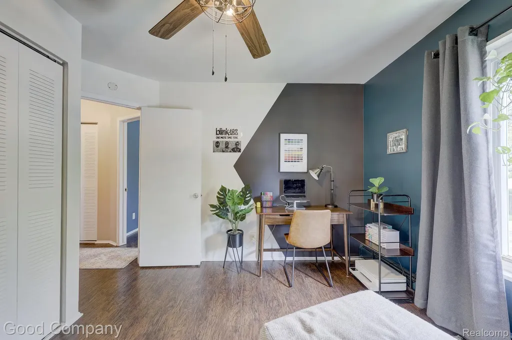 3915 Benjamin Avenue Royal Oak City MI 48073