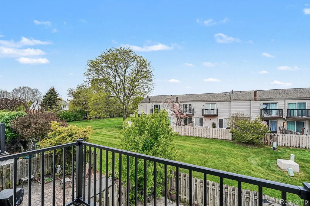 24483 Bashian Drive Novi City MI 48375